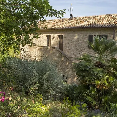 فيلة Santa Elisabetta, Together Again Surrounded By Nature